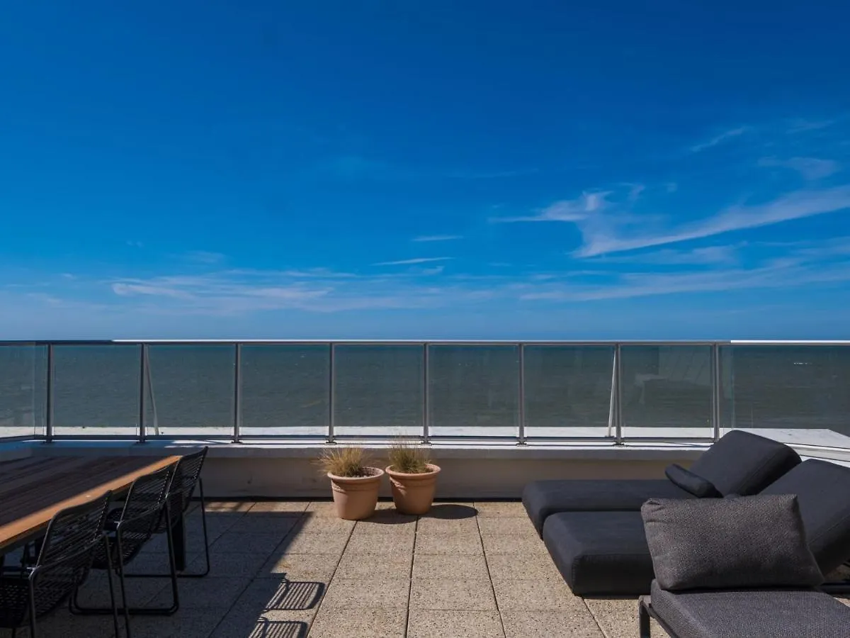 Cosy Apartment On The 8Th Floor Middelkerke Belgio