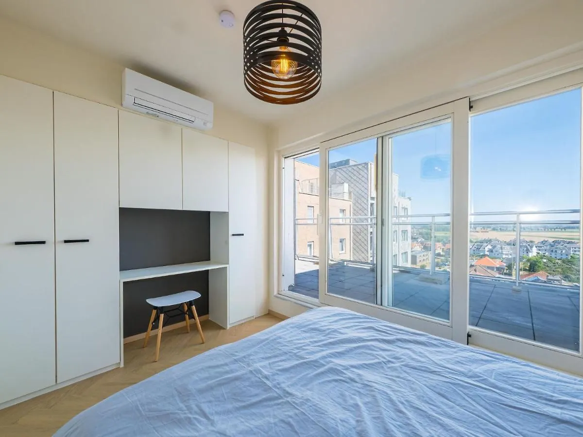 Cosy Apartment On The 8Th Floor Middelkerke Belgio